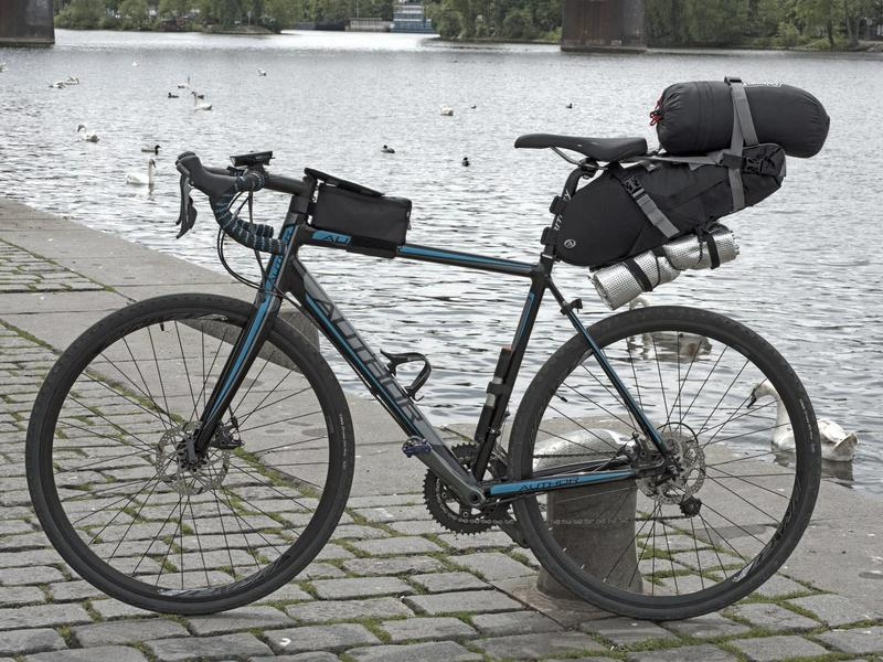 Torba podsiodłowa na rower